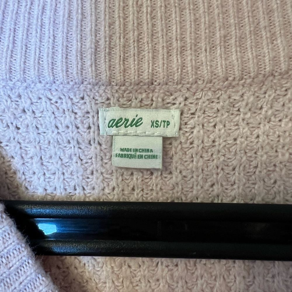 Aerie Women’s Oversized Boyfriend Sweater Super Soft Light Pink - XS - Picture 2 of 3